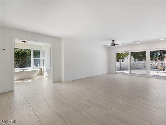Building Photo - 16671 Bobcat Ct