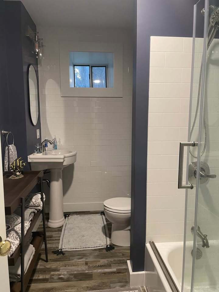 Bathroom 1 - 183 Highland Rd