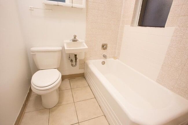 Floorplan - 5452 S. Ellis Avenue