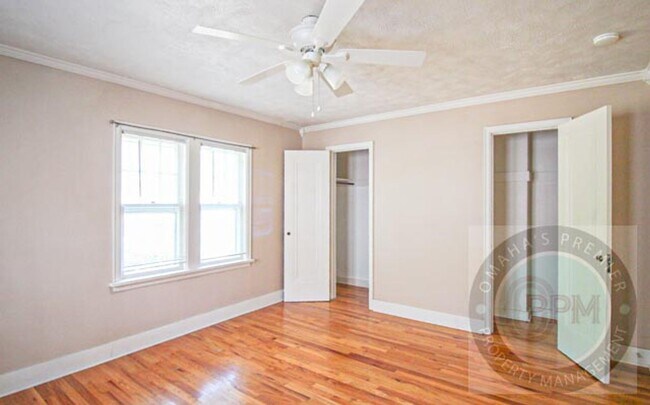Building Photo - 2 Story 3 Bedroom 2 Bathroom home in the h...