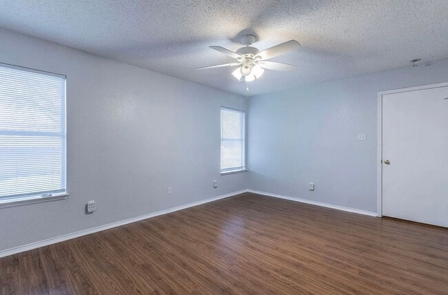 Building Photo - 6433 Riverwater Trail