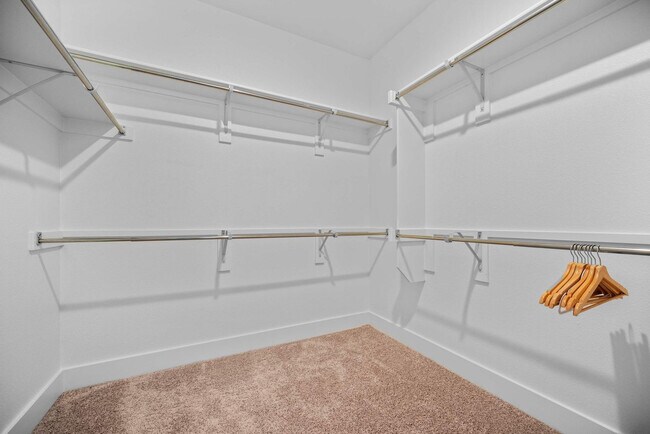 Building Photo - 516 Secretariat Dr