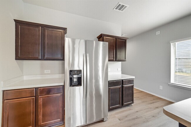 Building Photo - 16524 Cascading Pnes Ct