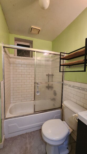 Building Photo - 4462 Whitman Ave N