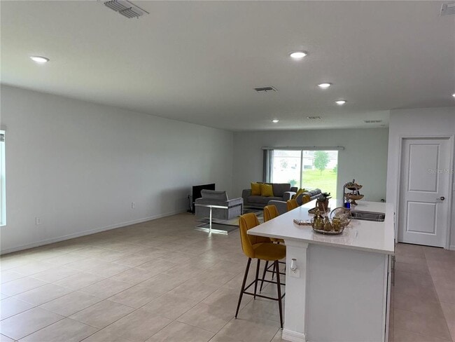 Building Photo - 121 Citrine Lp