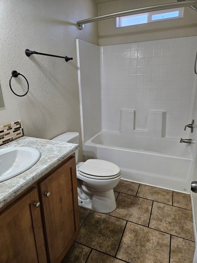 Building Photo - Nice Manufactured Home