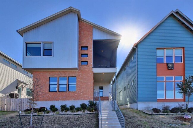 Building Photo - 6133 Seville Dr