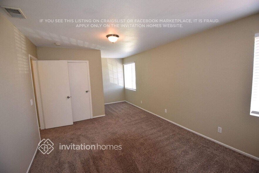 Building Photo - 12551 Heartleaf St