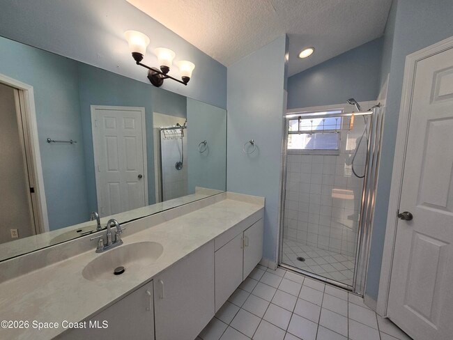 Building Photo - 481 10th Pl