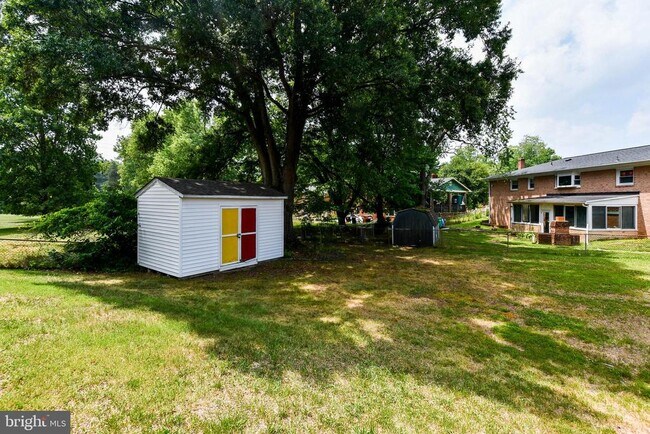 Building Photo - 6703 Groveton Dr