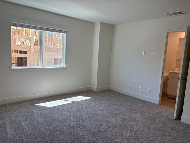 Building Photo - Brand New DR Horton Home in NW Reno!