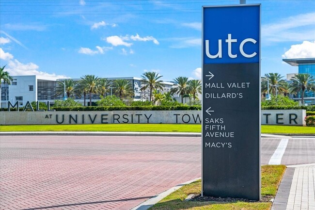 Building Photo - 5450 Bentgrass Dr