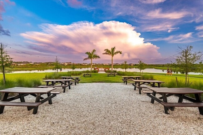 Building Photo - 8792 Winter Breeze Wy