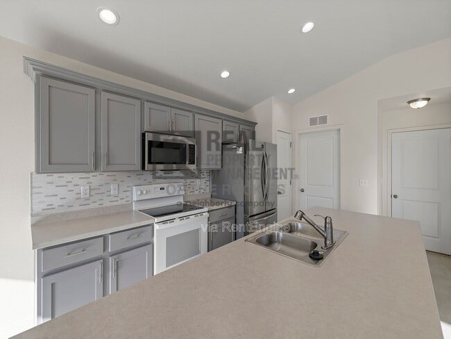 Building Photo - 4308 Big Horn Pkwy