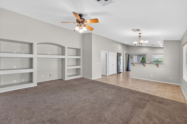 Building Photo - Spacious Gilbert Corner Lot Rental with 4 Bedrooms, Vaulted Ceilings & Private Backyard Retreat