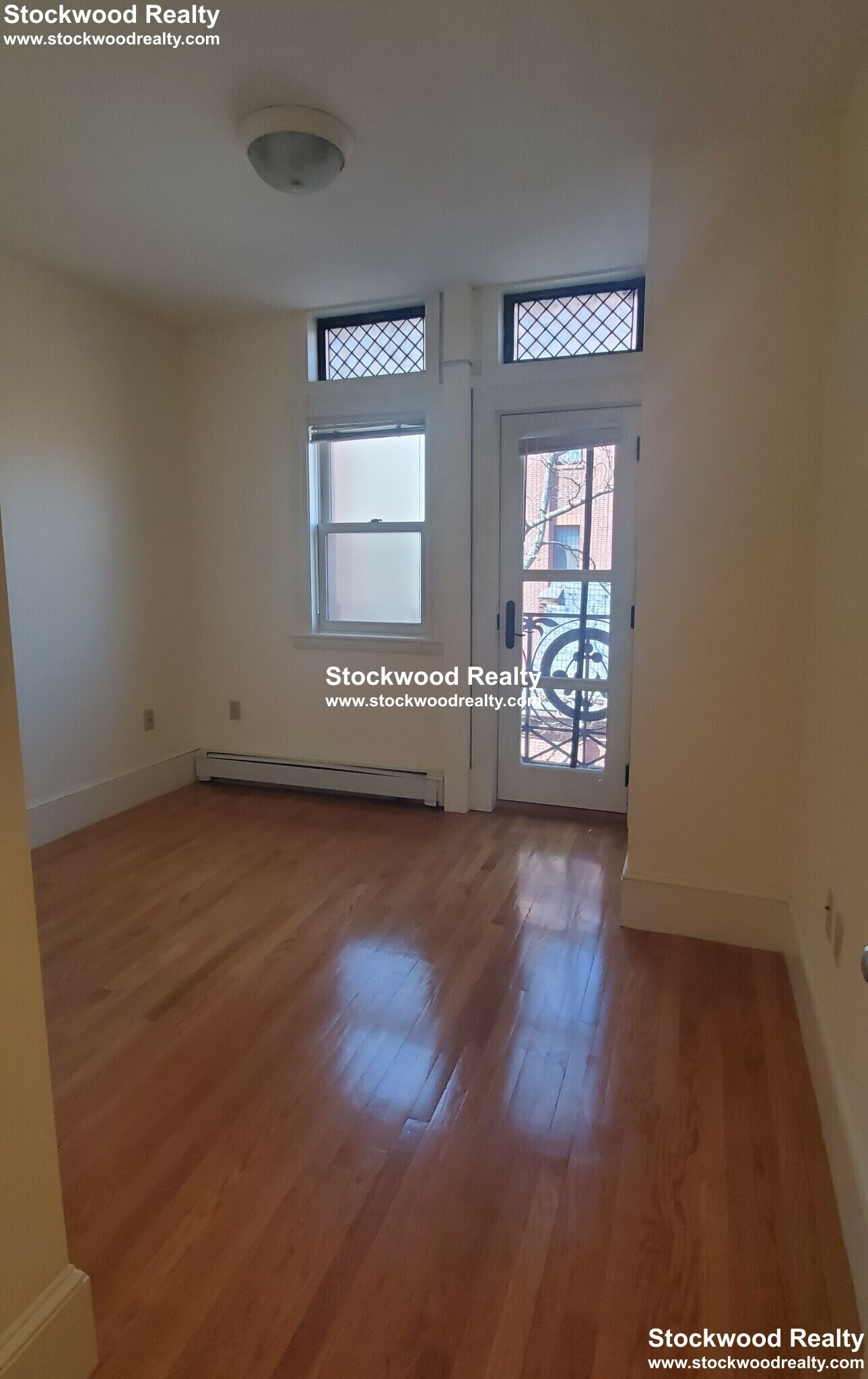 Building Photo - 195 Commonwealth Ave