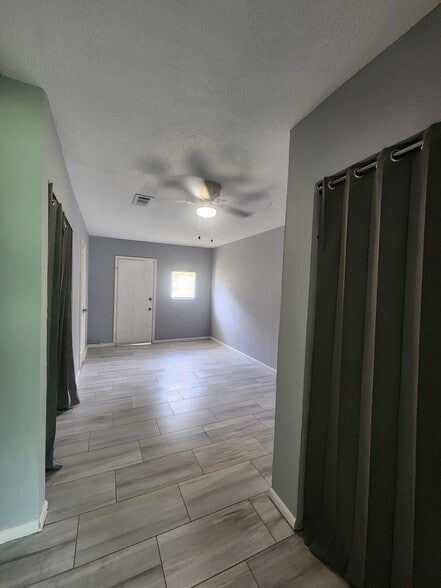Building Photo - 7409 Cabot St