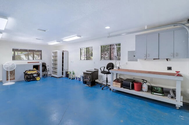 Building Photo - 30408 Whitmore Rd