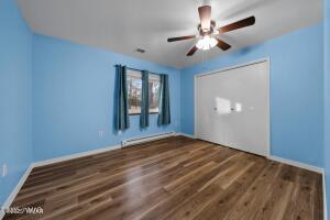 Building Photo - 463 Larson Rd