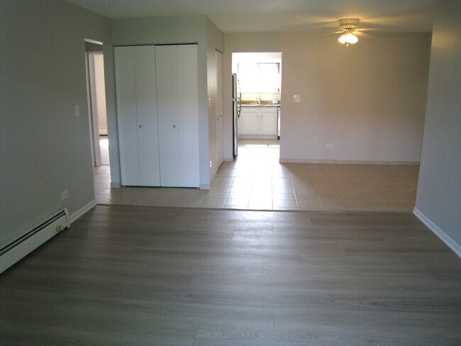 Building Photo - 920 S McKinley Ave