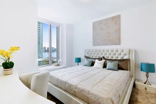 Building Photo - 46-10 Center Blvd