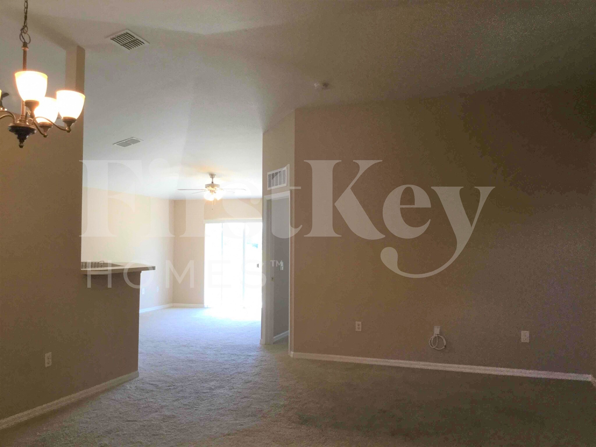 Building Photo - 425 Hammerstone Ave