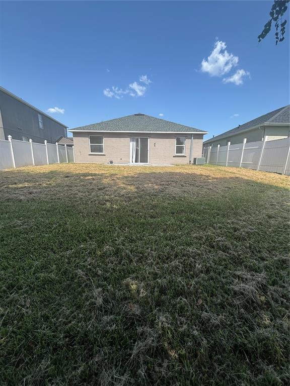 Building Photo - 10510 Beneva Dr
