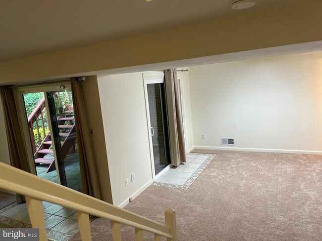 Building Photo - 9547 Fern Hollow Way
