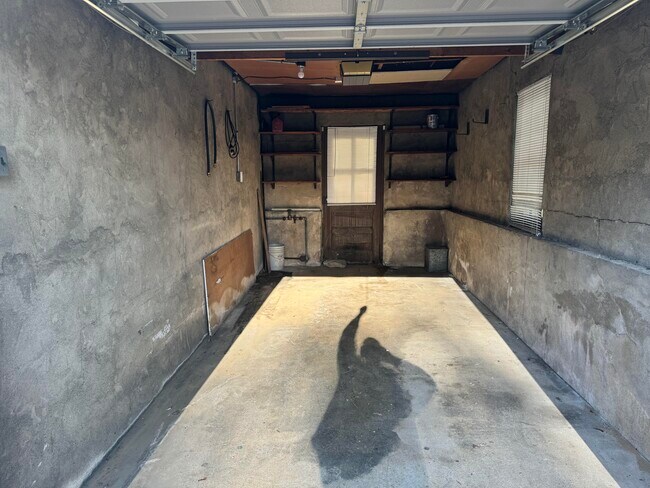 Garage 1 - 217 S 7th St