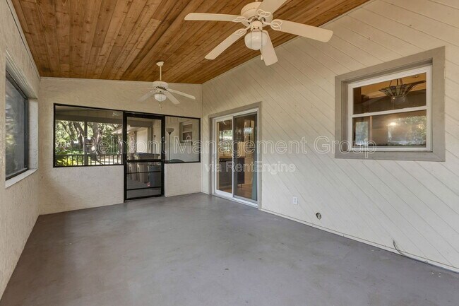 Building Photo - 5376 Majestic Island Cir