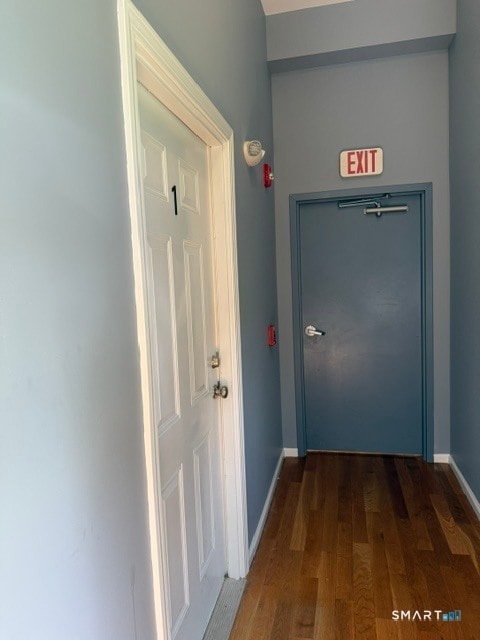 Building Photo - 2067 Barnum Ave
