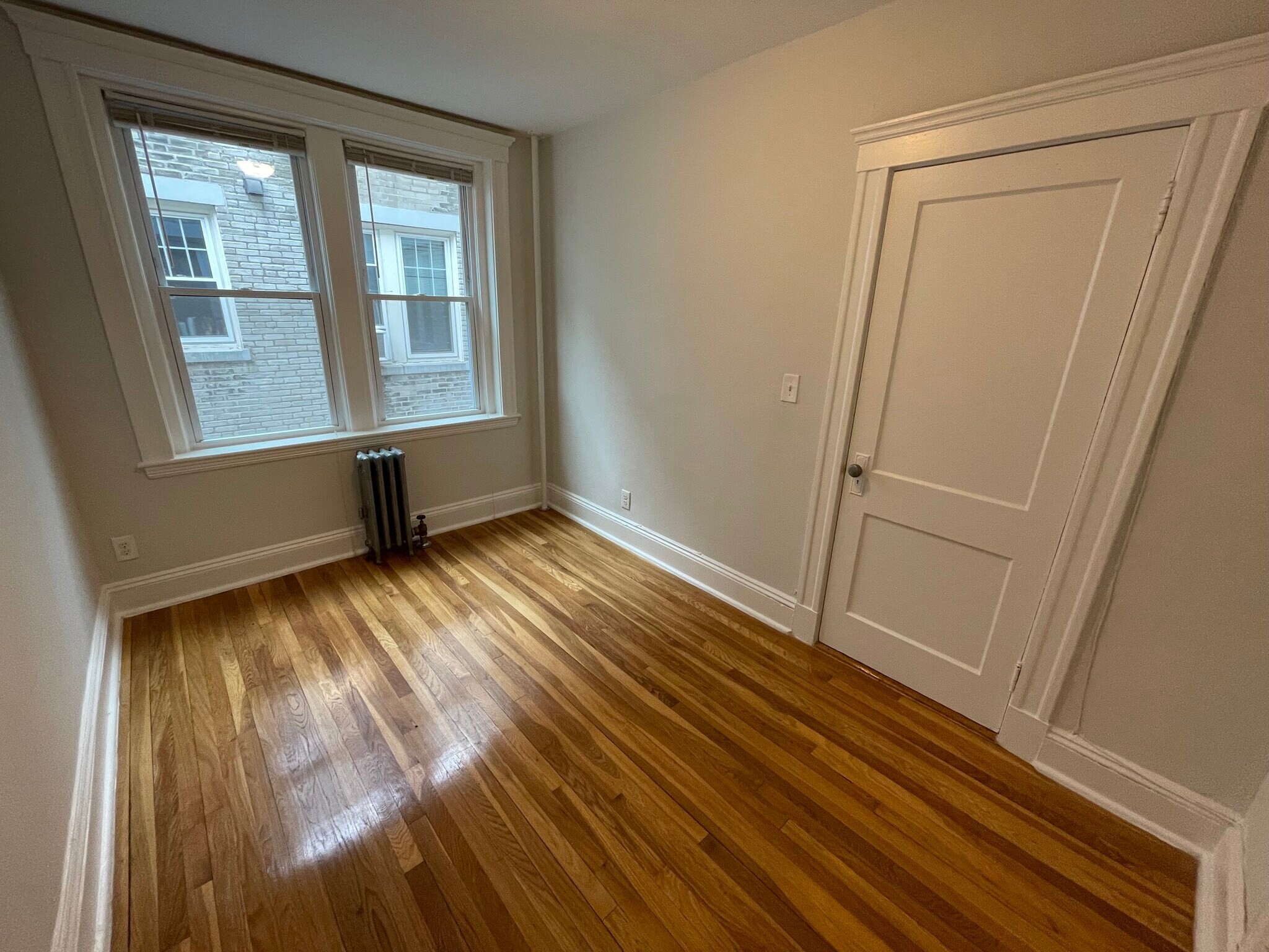 Building Photo - 260 Chestnut Hill Ave