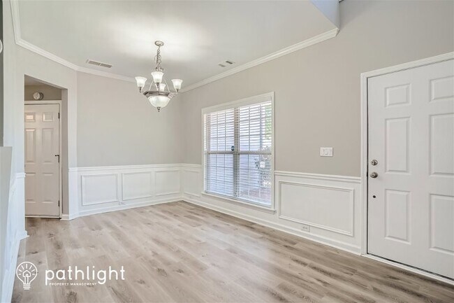 Building Photo - 435 Beckenham Walk Dr