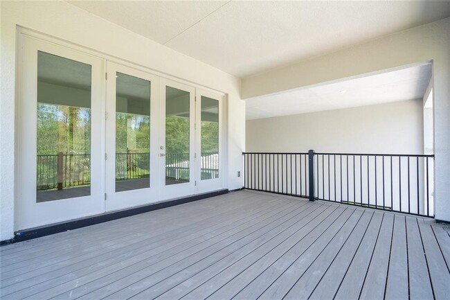 Building Photo - 16044 Pendio Dr