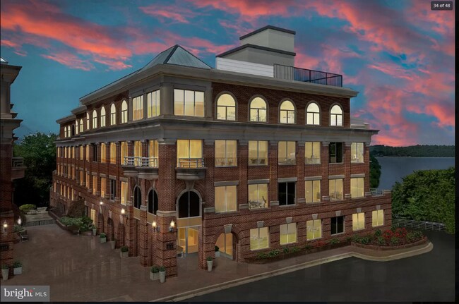 Building Photo - 635 Slaters Ln