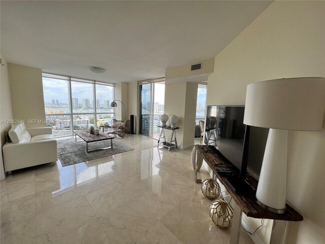 Building Photo - 18201 Collins Ave