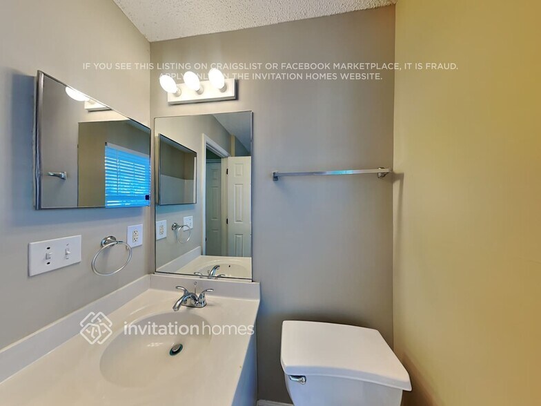 Building Photo - 4303 Lothar Ridge Ln