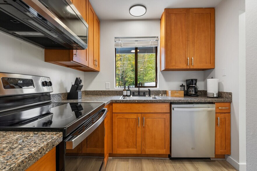 Building Photo - 5233 188th St SW