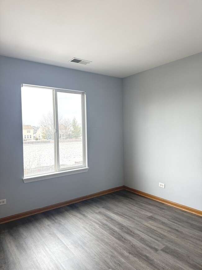 Building Photo - 2208 Rebecca Cir