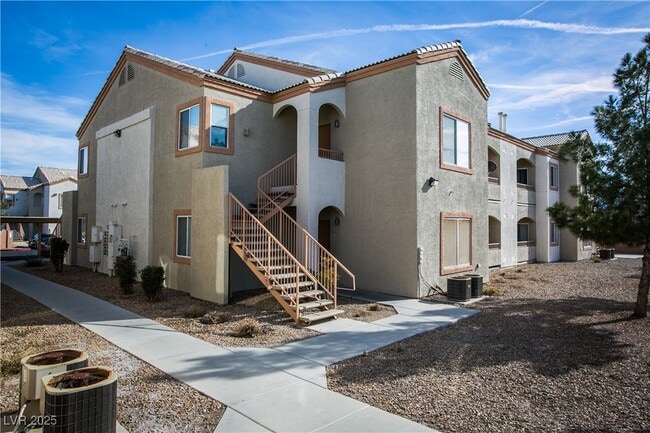 Building Photo - 4655 Gold Dust Ave