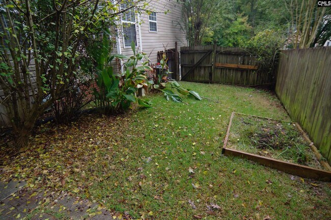 Building Photo - 156 Hunters Trail