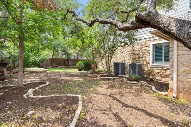 Building Photo - 908 Golden Palomino Ct