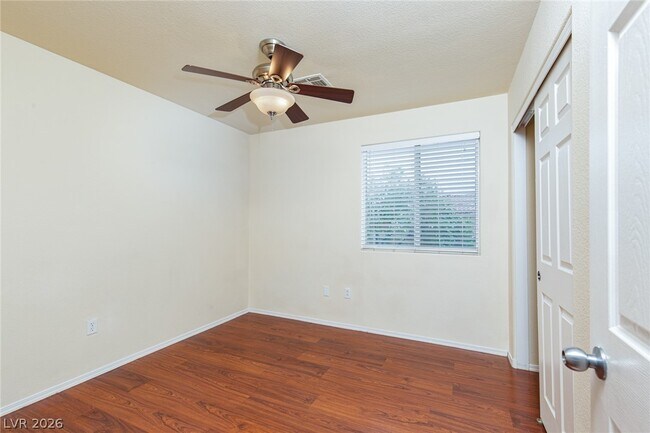 Building Photo - 9933 Carrizo Springs Ave