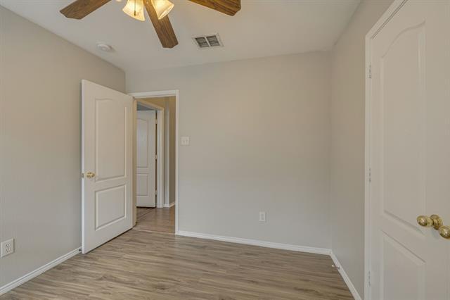 Building Photo - 4001 Rochester Dr