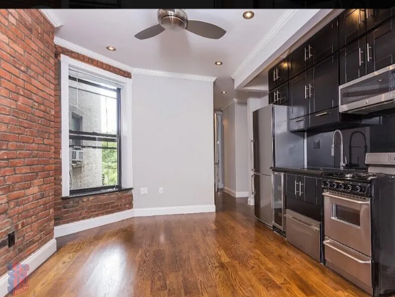 Primary Photo - W. 103rd St