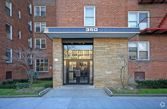 Building Photo - 350 Sterling St