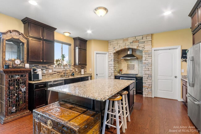 Building Photo - 4290 Hackberry Ct
