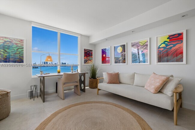 Building Photo - 1800 Sunset Harbour Dr