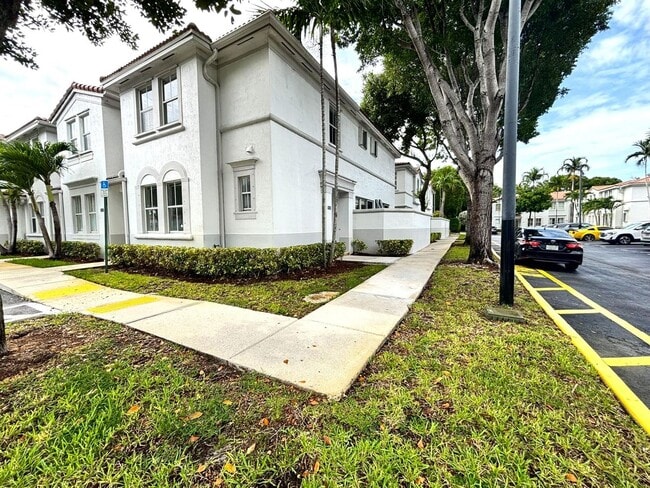 Building Photo - 15503 SW 40th St