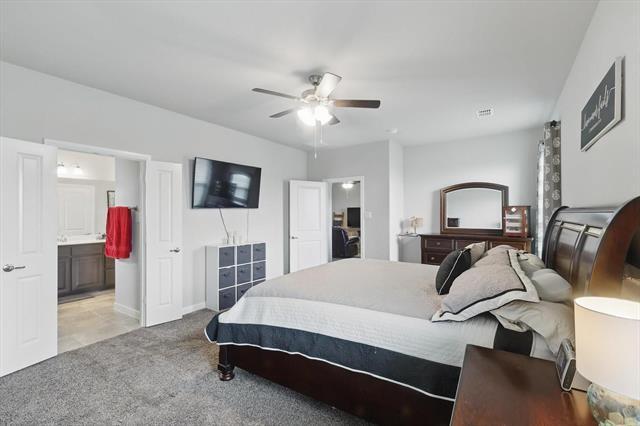 Building Photo - 540 Lindisfarne Ln